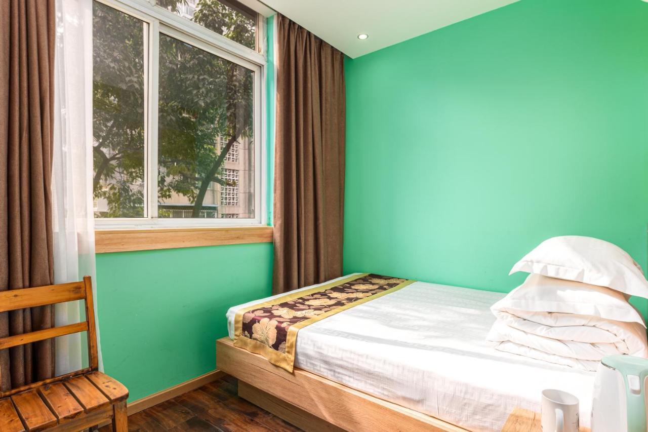 Hello Chengdu International Youth Hostel Exterior photo